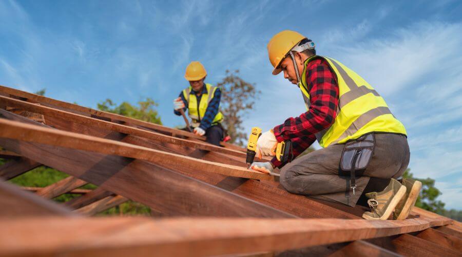 Professional residential roofers in Clinton, IL
